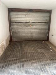 Lloguer Aparcament cotxe a Plaça de santa eulàlia 11-14. Se alquila plaza de parking en zona centro esparreguera