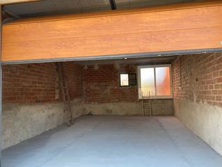 Lloguer Local Comercial a Nucli Urbà. Local-garaje de 32 m2 situdo en el centro pueblo. ideal para coc