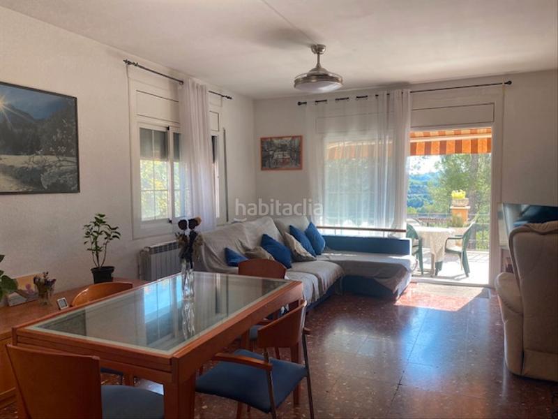 Foto 5c066ee3-30dd-4b6d-941b-afcd89c89f40. Chalet avec cheminée chauffage parking piscine dans Esparreguera