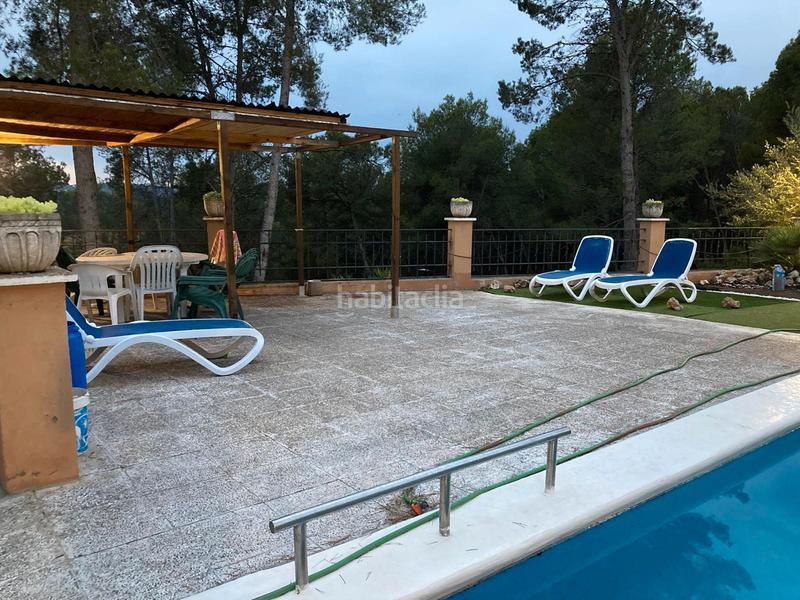 Foto cd30ac3b-6eea-448b-b2c9-01bb2d38a1e5. Chalet avec cheminée chauffage parking piscine dans Esparreguera