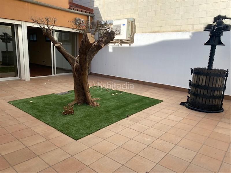 Foto 043af6d9-93e2-4b11-b97d-6d3db02d2f16. Lloguer local comercial amb calefacció a Nucli Urbà Esparreguera