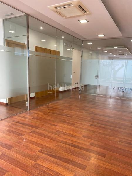 Foto 87b21e5b-eda8-40f3-9de1-cc127eb02782. Location local commercial avec chauffage dans Nucli Urbà Esparreguera