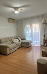 Pis  Carrer de la mare de déu de núria. Bonito piso reformado situado en el centro, cerca del ayuntamien