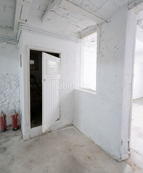 Foto 8c33956b-b92c-441f-8e98-baf72885474b. Local comercial a Martorell