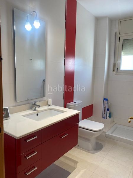 Foto 156d8d6a-c984-48cd-ab3c-9291146e257c. Chalet torre independiente de 2 plantas. 4 habitaciones. 3 baños. garaje (3 coches). calefacción. aa/cc. jardín. en Collbató