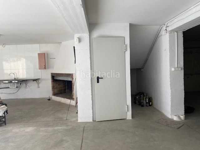 Foto 70a616de-7be5-47d7-9f59-1c4ae2ad3758. Chalet torre independiente de 2 plantas. 4 habitaciones. 3 baños. garaje (3 coches). calefacción. aa/cc. jardín. en Collbató