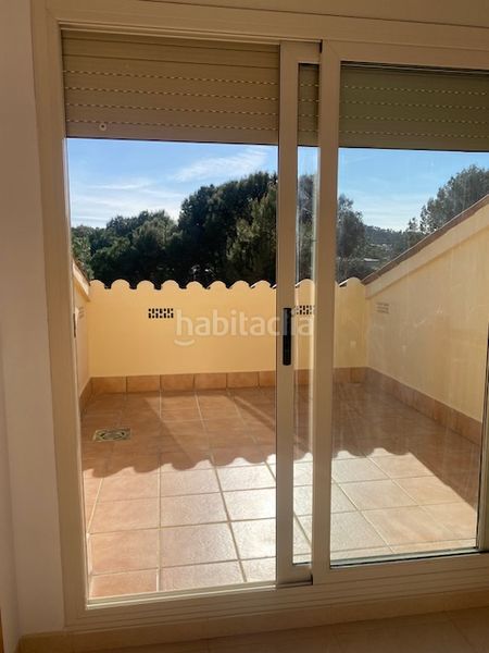 Foto 913d788b-115d-4db5-8ee0-93c63f704d6d. Chalet torre independiente de 2 plantas. 4 habitaciones. 3 baños. garaje (3 coches). calefacción. aa/cc. jardín. en Collbató