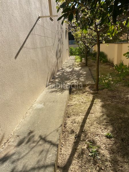 Foto bfa1ae22-0c2d-4c21-b48b-232ca8f8928e. Chalet torre independiente de 2 plantas. 4 habitaciones. 3 baños. garaje (3 coches). calefacción. aa/cc. jardín. en Collbató