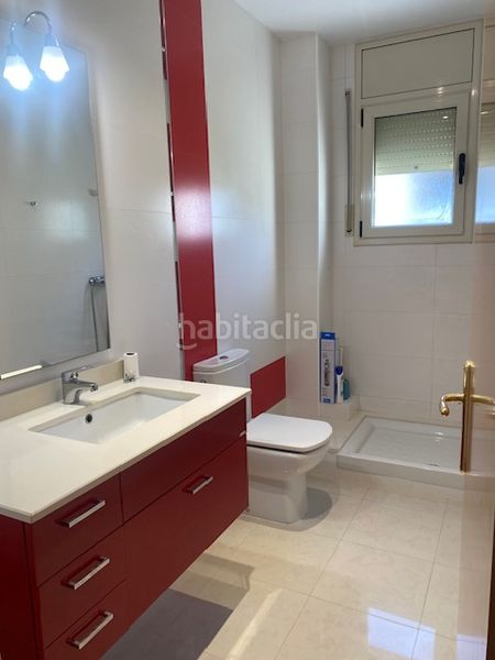 Foto c809ec41-d017-4420-a91c-6531477424ab. Chalet torre independiente de 2 plantas. 4 habitaciones. 3 baños. garaje (3 coches). calefacción. aa/cc. jardín. en Collbató