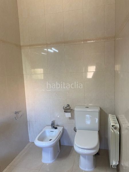 Foto f2503d08-5df0-4c31-94e3-38a556858856. Chalet torre independiente de 2 plantas. 4 habitaciones. 3 baños. garaje (3 coches). calefacción. aa/cc. jardín. en Collbató