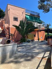 Chalet in Hostalets de Pierola (Els). Casa de una sola planta en la urb. serra alta - hostalets de pie