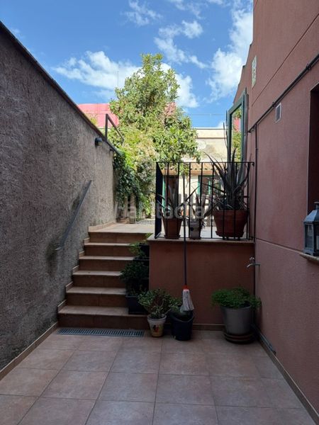 Foto 42f098fd-095e-4a6b-a053-acbd1c27f784. Casa amb xemeneia calefacció a Nucli Urbà Esparreguera
