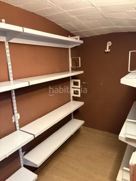 Foto 54e31721-a7cd-45e5-992b-7bb5baa394c8. Casa amb xemeneia calefacció a Nucli Urbà Esparreguera