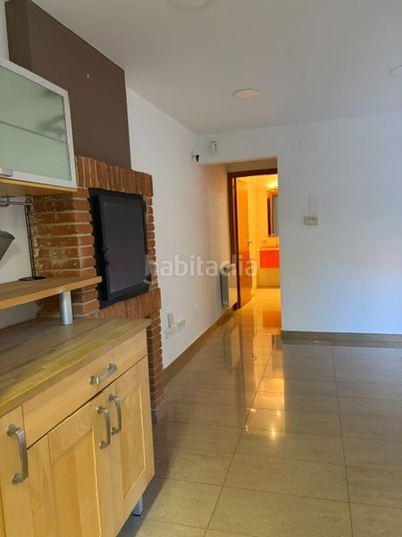 Foto 67dbbd31-fc92-4609-b1ac-b1ceb9a77c2b. Casa amb xemeneia calefacció a Nucli Urbà Esparreguera