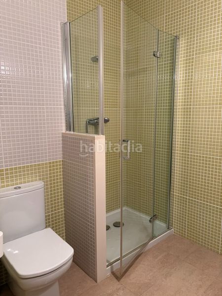 Foto 99ae772d-4a70-4547-873a-f11d9456efbe. Casa amb xemeneia calefacció a Nucli Urbà Esparreguera
