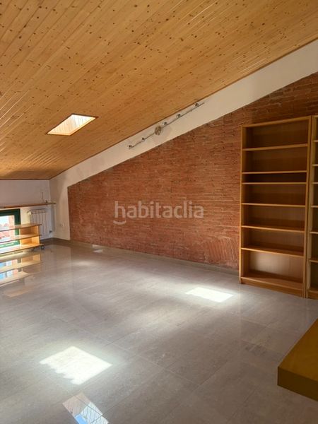 Foto a3cef0b1-dd6b-4923-a414-b556acba833f. Casa amb xemeneia calefacció a Nucli Urbà Esparreguera