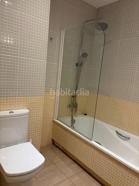Foto e250b674-2df7-4eba-b1d8-c6705f7fd064. Casa amb xemeneia calefacció a Nucli Urbà Esparreguera