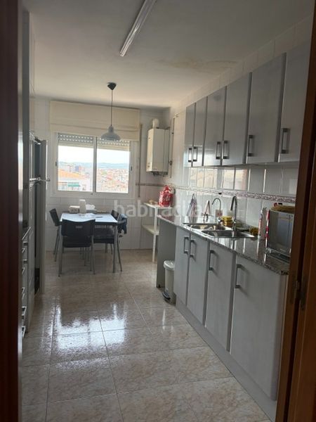 Foto 5b3f8c8c-c030-4ce0-a90d-ca4ac13e5433. Dúplex amb calefacció aparcament a Nucli Urbà Esparreguera