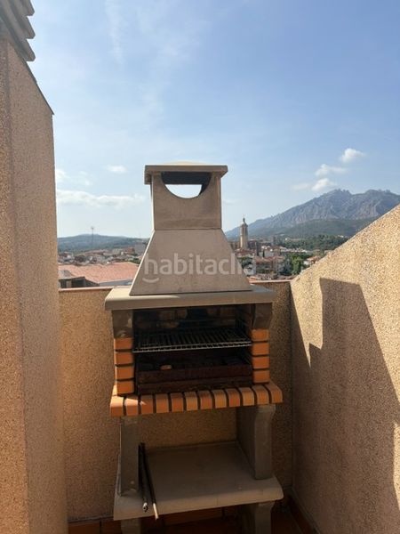 Foto fef8fcf8-6771-49e4-baa7-7e85c5293f5a. Dúplex amb calefacció aparcament a Nucli Urbà Esparreguera