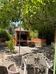 Casa in Hostalets de Pierola (Els). Casa independiente de 186 m2 en parcela de 3095, con piscina, ar