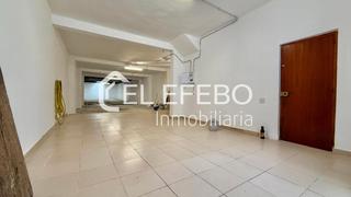 Geschäftsraum in Cueva de Menga