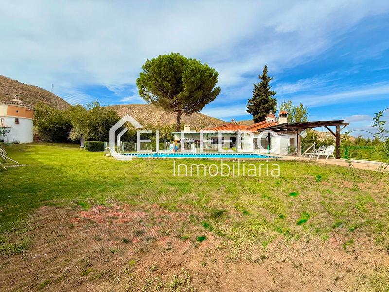 Foto 0b10e1f7-63b3-4697-997a-5657fefd7f5f. Chalet con riscaldamento parcheggio piscina in Centro Antequera