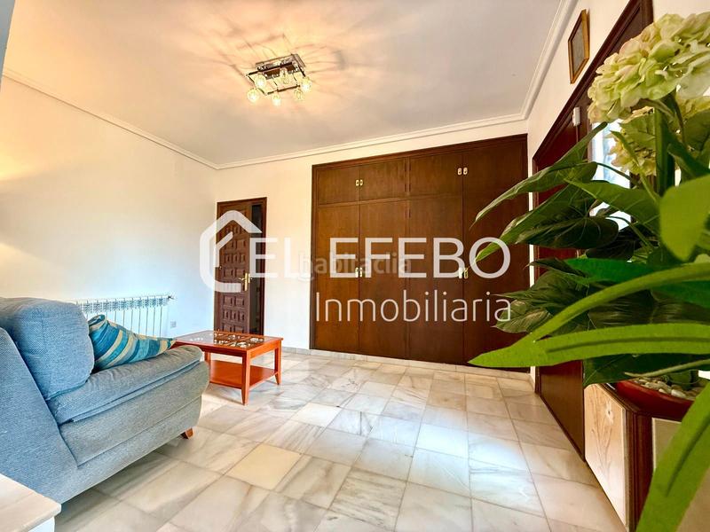 Foto 121a46df-8f76-4634-aa6c-12b985368ec7. Chalet con riscaldamento parcheggio piscina in Centro Antequera