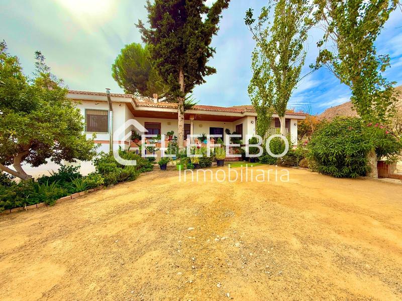 Foto 573e45e6-06cb-47f5-b4fa-e6c30b0c08b9. Chalet con riscaldamento parcheggio piscina in Centro Antequera