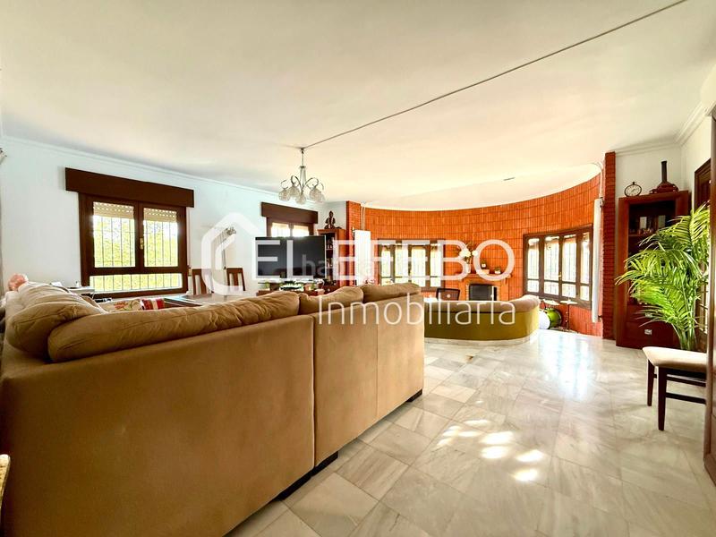 Foto 8f0690d6-d281-46e5-b7d3-81b0bd521a7f. Chalet con riscaldamento parcheggio piscina in Centro Antequera