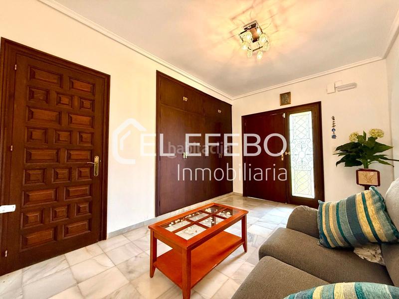 Foto b51779c2-9c01-4ce9-9bb5-eda5a881ad1e. Chalet con riscaldamento parcheggio piscina in Centro Antequera