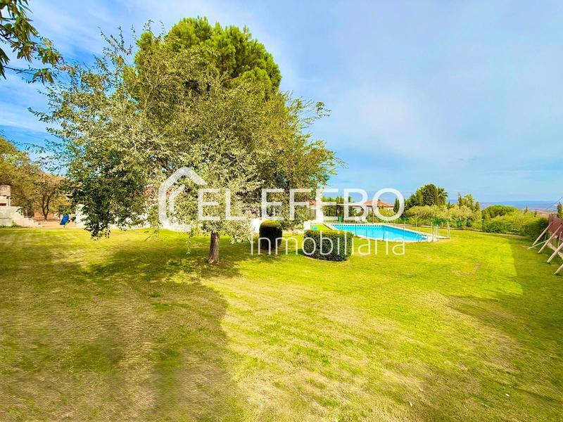 Foto c8f7c937-e252-4316-a6aa-afdbbd704f82. Chalet con riscaldamento parcheggio piscina in Centro Antequera