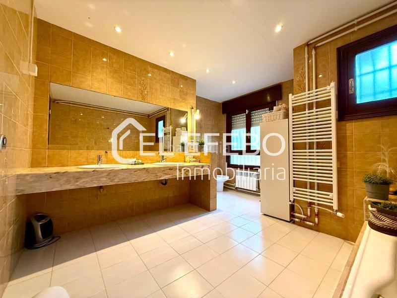 Foto d1e79185-27a8-4fec-997a-f5d551650c5f. Chalet con riscaldamento parcheggio piscina in Centro Antequera