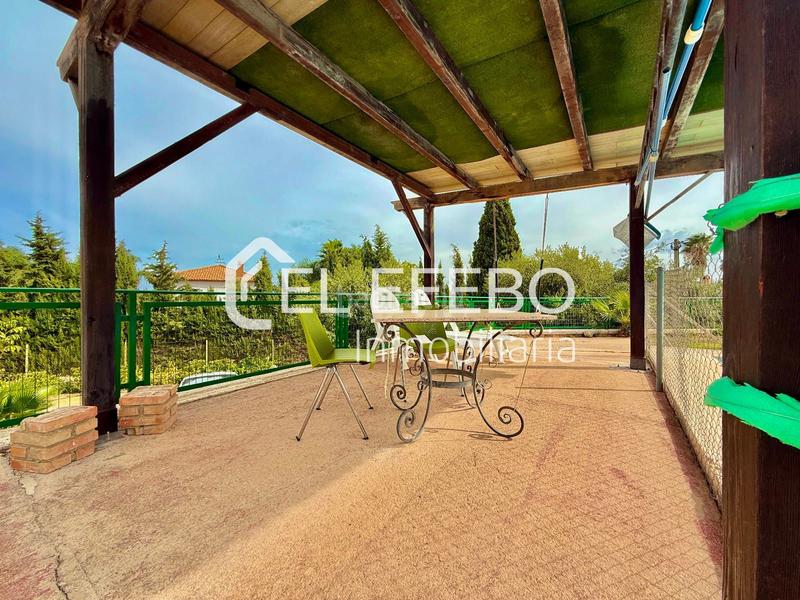 Foto ffc50989-1fe9-40e9-a570-712043c9ba06. Chalet con riscaldamento parcheggio piscina in Centro Antequera