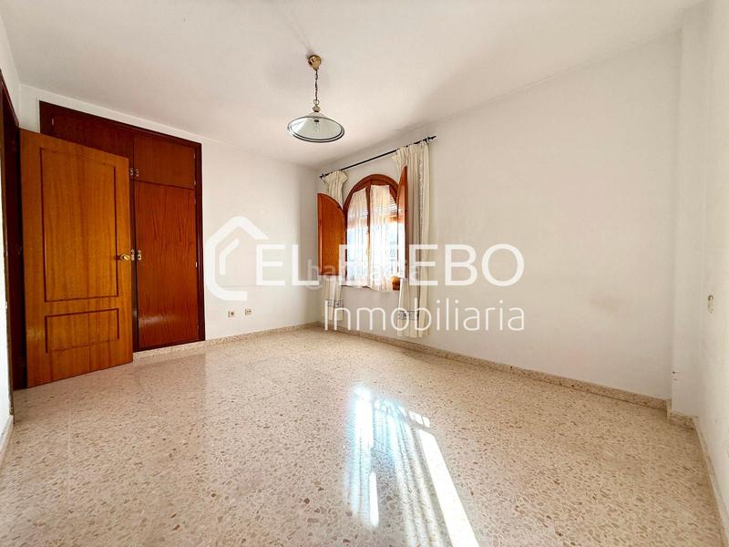 Foto 2d86193b-f75c-40f1-8992-484bf4f395c8. Pis amb calefacció aparcament a Cueva de Menga Antequera