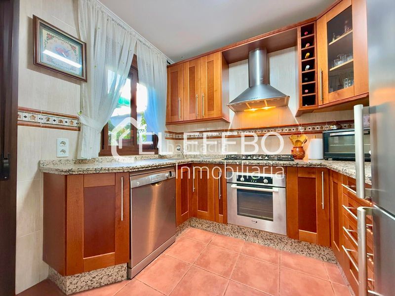 Foto 094784fd-d879-4af2-9425-0b283a1fa179. Casa amb calefacció a Fuentemora Antequera