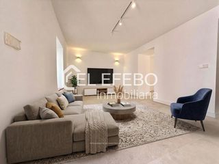 Maison à Casco Histórico. Disfruta del encanto del casco histórico de antequera en una cas