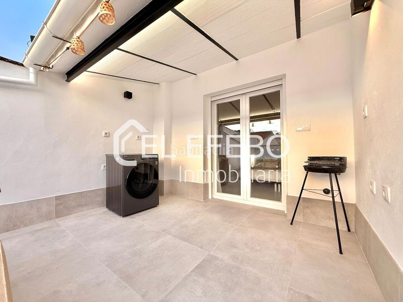 Foto c3c8aaa6-b186-4a30-9850-ae8a16fecdba. Duplex con riscaldamento in Cueva de Menga Antequera
