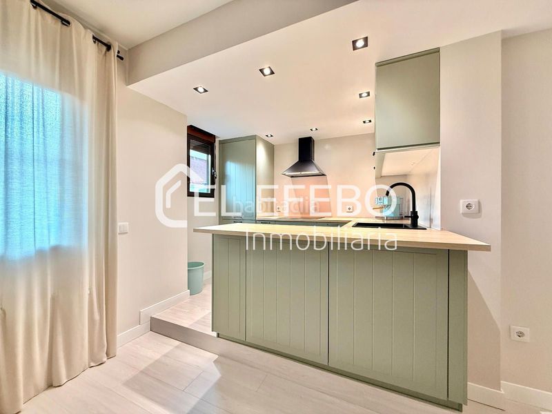 Foto f3d91ebe-6b6c-430f-8483-5cee8081b7e9. Duplex con riscaldamento in Cueva de Menga Antequera