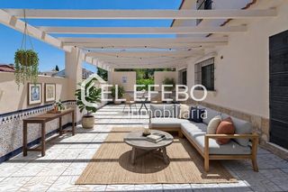 Chalet in Fuentemora. Vive sin límites en uno de los enclaves residenciales más exclus