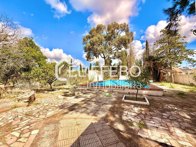 Foto d872d3d2-2a44-407c-9120-918643473b13. Xalet amb aparcament piscina a Fuentemora Antequera