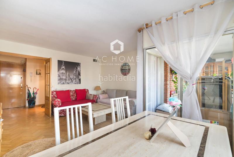 Foto 2514b2b3-9f92-4255-bb15-fbf2dc718fbf. Flat with heating pool in Valleaguado-La Cañada Coslada