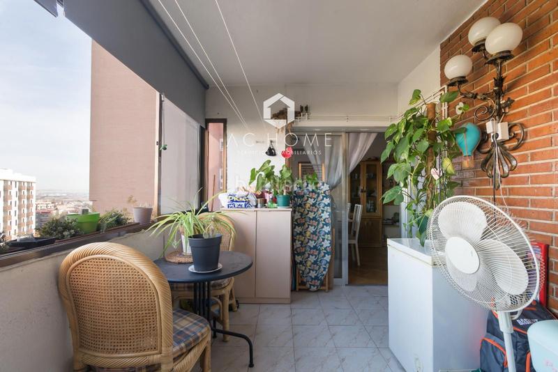 Foto c19855af-2714-4cf6-919f-bc53858211a7. Flat with heating pool in Valleaguado-La Cañada Coslada