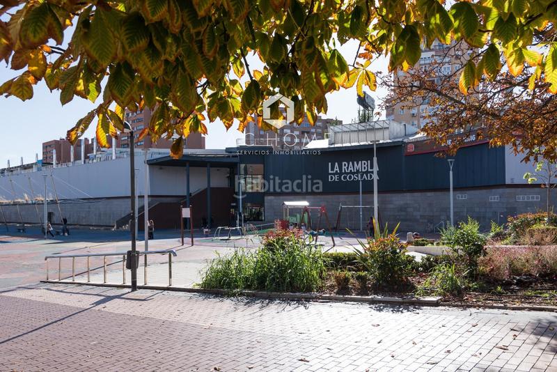 Foto ec67c308-5884-4920-9847-4571a1e90941. Flat with heating pool in Valleaguado-La Cañada Coslada