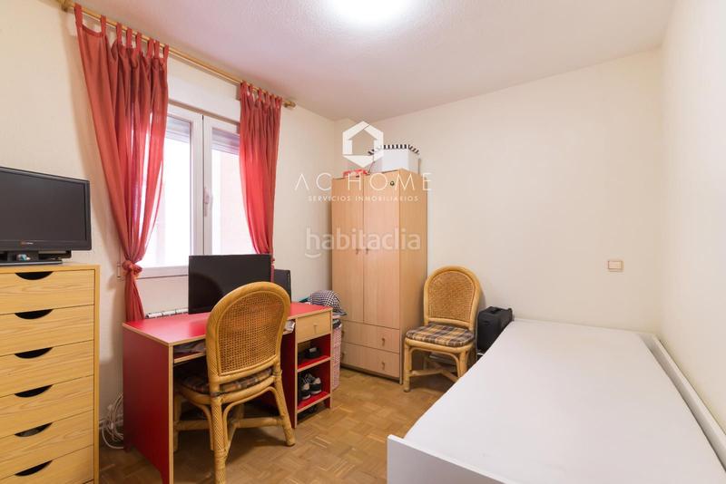 Foto f359e412-98ed-41be-8db2-c35beeaffba5. Flat with heating pool in Valleaguado-La Cañada Coslada