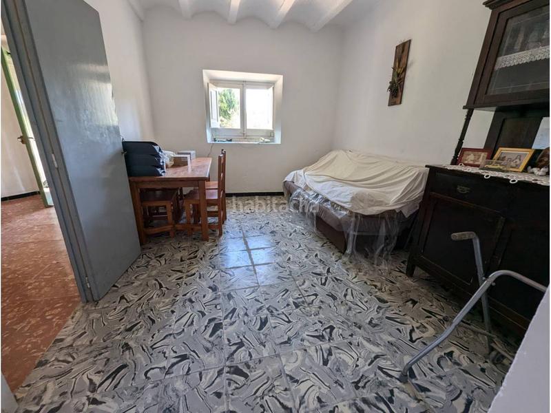 Foto 5c4db2a0-7a43-4aba-97bd-697174561980. Casa en molinas 126 casa a 4 vientos con amplio terreno con viñedo y pozo en Mont-ras