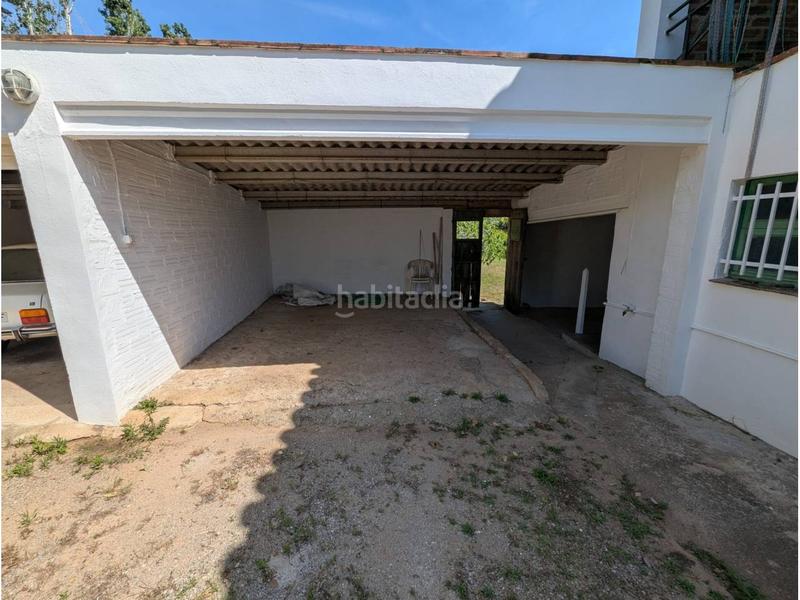 Foto c57ccd95-3cad-480e-a83e-189e655ef4ca. Casa en molinas 126 casa a 4 vientos con amplio terreno con viñedo y pozo en Mont-ras