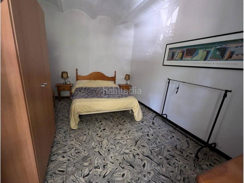 Foto ca0a5795-7dbb-451e-ab3d-28800a6c8067. Casa en molinas 126 casa a 4 vientos con amplio terreno con viñedo y pozo en Mont-ras