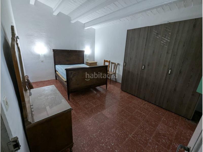 Foto daa2e026-bc01-4fc5-ab3e-864af9a2a04f. Casa en molinas 126 casa a 4 vientos con amplio terreno con viñedo y pozo en Mont-ras