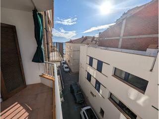 Pis a Empord 4. Piso en venta en 1 lnea de mar lateral sin ascensor y sin gasto