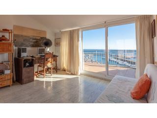 Casa adossada a Carrer del pedr 57. Casa unifamiliar en venta en centre-el pedr